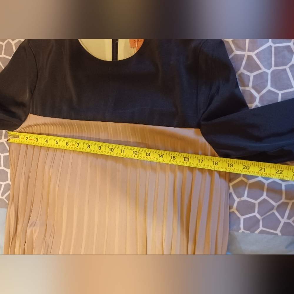 Mauve Accordion Pleated Color Block Long Sleeve M… - image 7